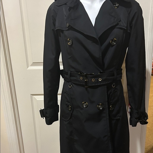 Jones New York Black Double-Breasted Trench Coat. Wool blend upper lining. Small - Picture 4 of 16